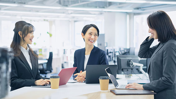 日本で唯一！女性スタッフのみで運営