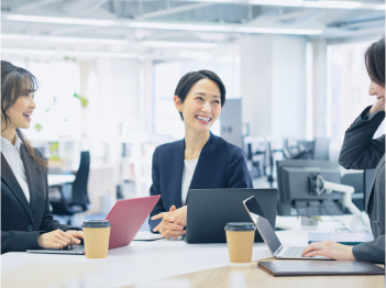 女性スタッフのみで運営する唯一の交際クラブ
